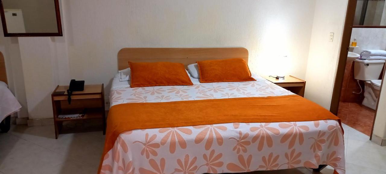 Hoteles Bogota Inn Turisticas 63 外观 照片